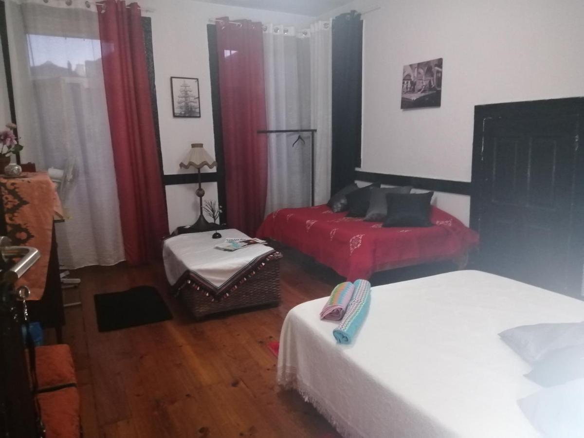 Homestay Al- Almada 4 Porto